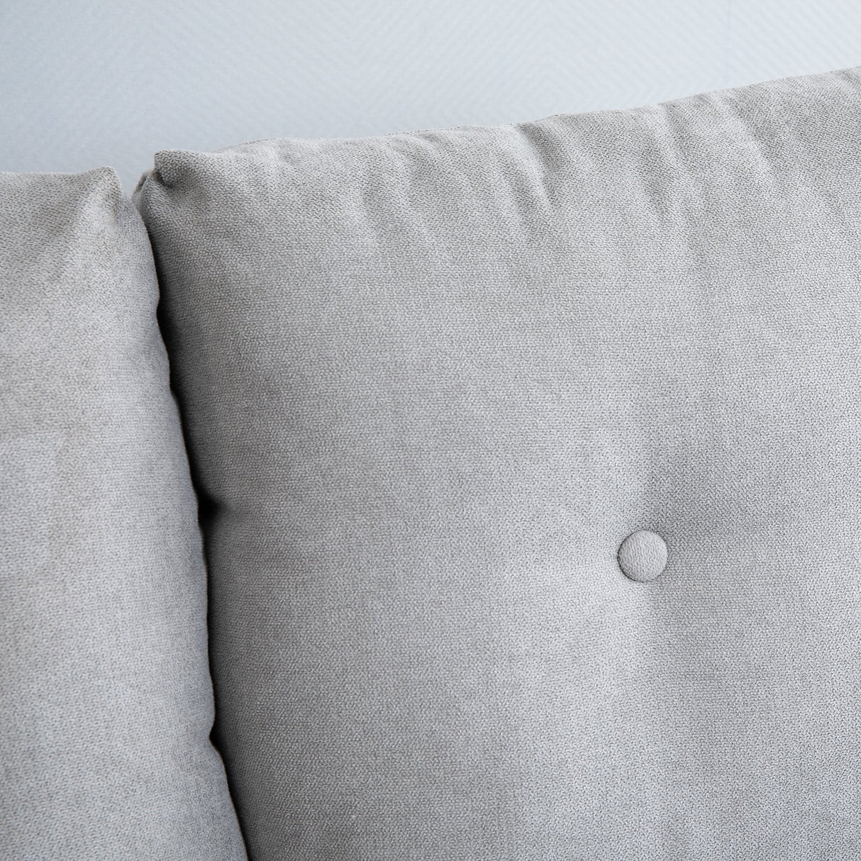 easycomfort easycomfort divano 2 posti compatto design moderno schienale trapuntato grigio ean 8054144135021