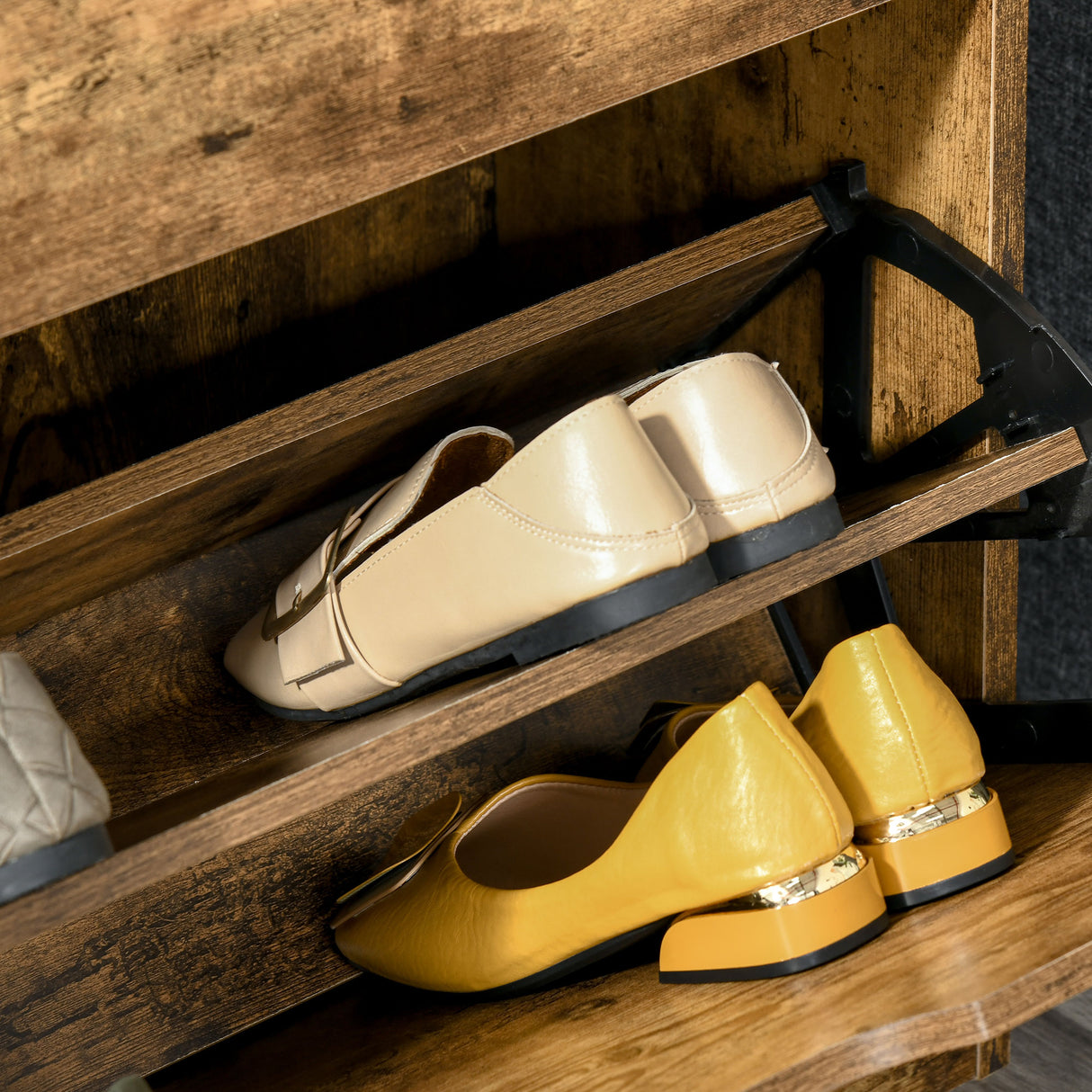 easycomfort easycomfort mobile scarpiera salvaspazio a 3 ante con mensole regolabili per 12 18 scarpe in legno marrone rustico