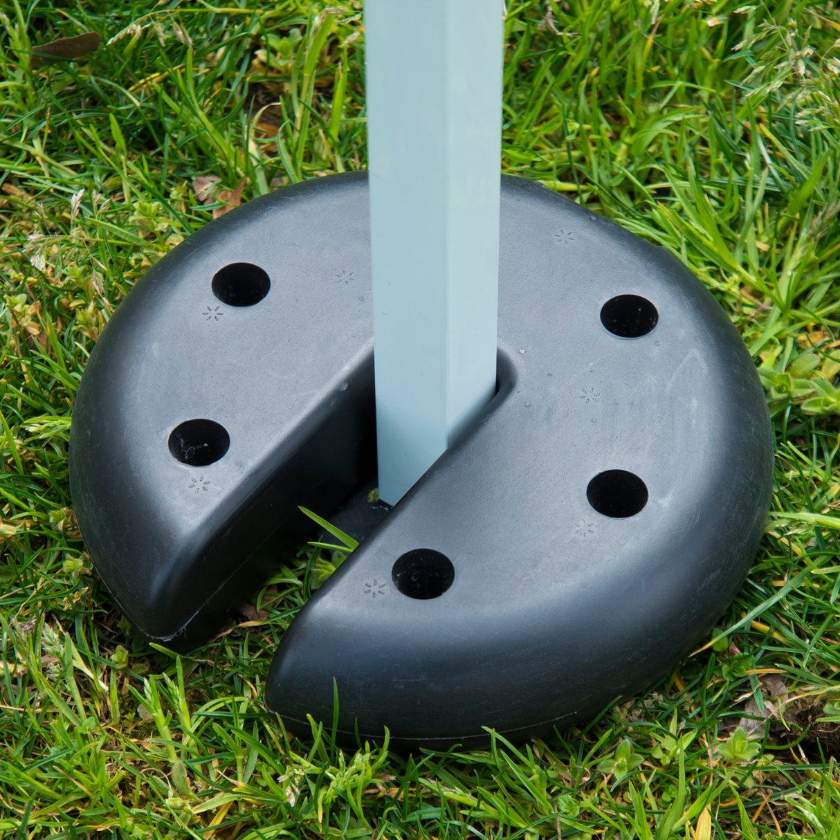 easycomfort easycomfort base per gazebo 4 pezzi riempito con cemento 2.3kg 20x4.5cm ean 8054111841139