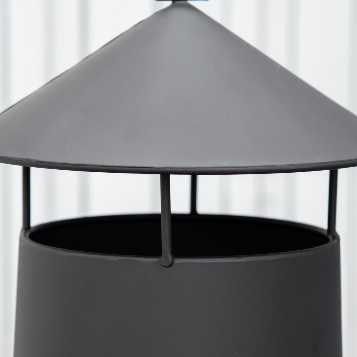 easycomfort easycomfort braciere da giardino in metallo con camino porta legna e attizzatoio 44.5x133cm nero