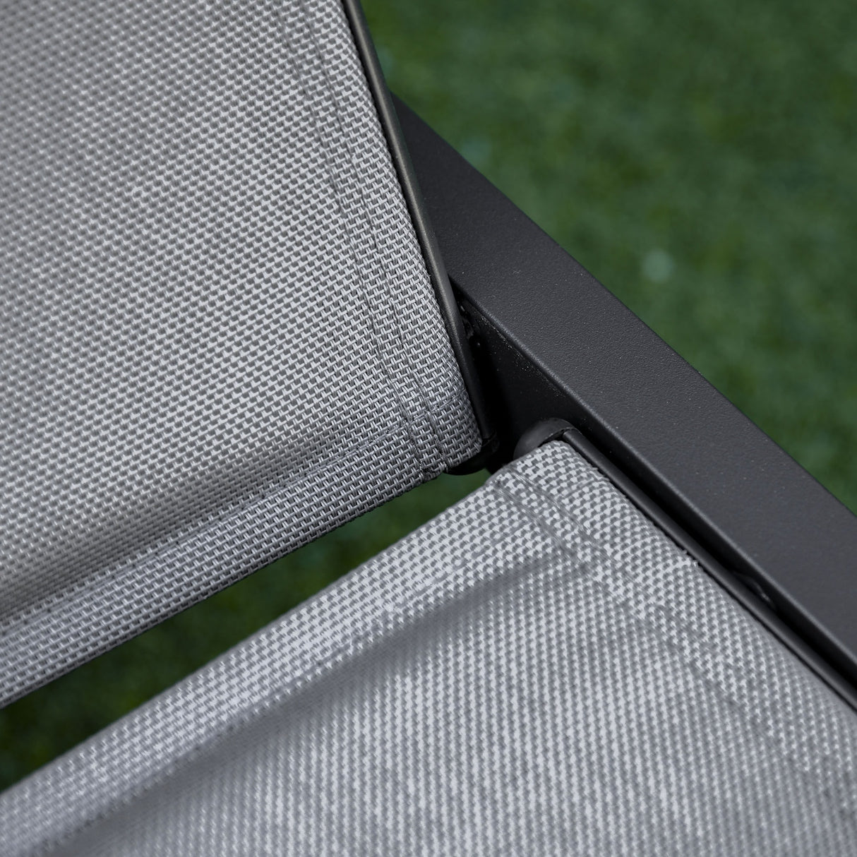 easycomfort easycomfort sdraio da giardino reclinabile su 5 livelli rivestimento imbottito alluminio e texteline grigio ean 8055776913391