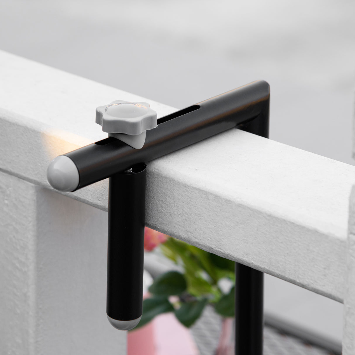 easycomfort easycomfort tavolo da ringhiera pieghevole e regolabile in metallo 60x60x57 72cm nero