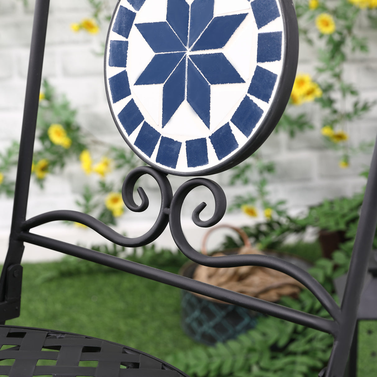 easycomfort easycomfort set da giardino 3 pezzi con 2 sedie pieghevoli e 1 tavolino rotondo a mosaico