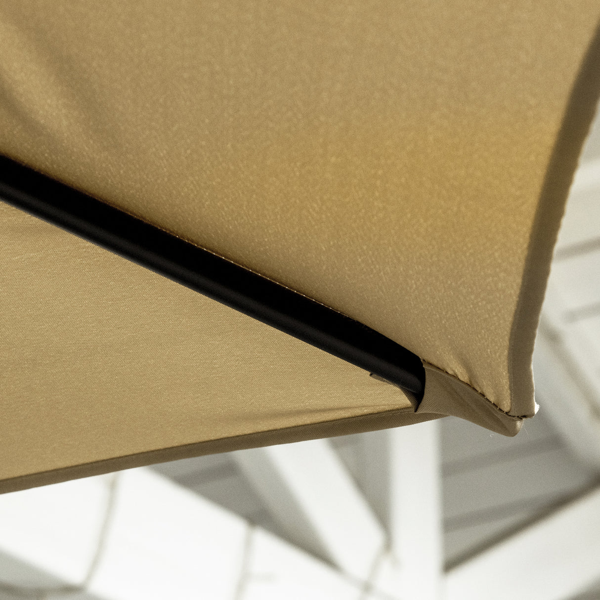 easycomfort easycomfort ombrellone 3x2 m da giardino in acciaio e poliestere con base a croce e presa daria marrone e crema