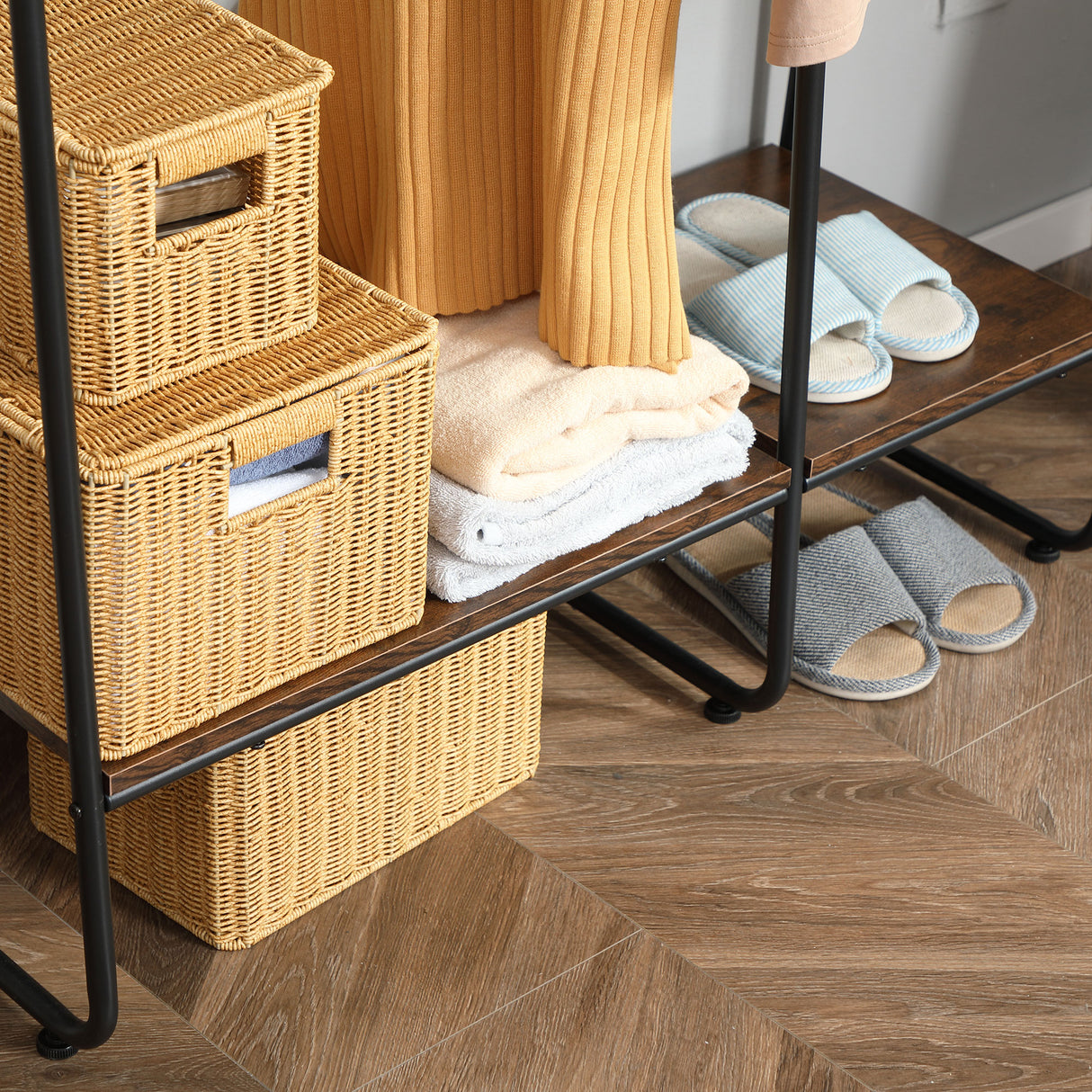 easycomfort easycomfort appendiabiti da terra stile industriale con barra e 5 ripiani in legno e acciaio 101x39x160cm