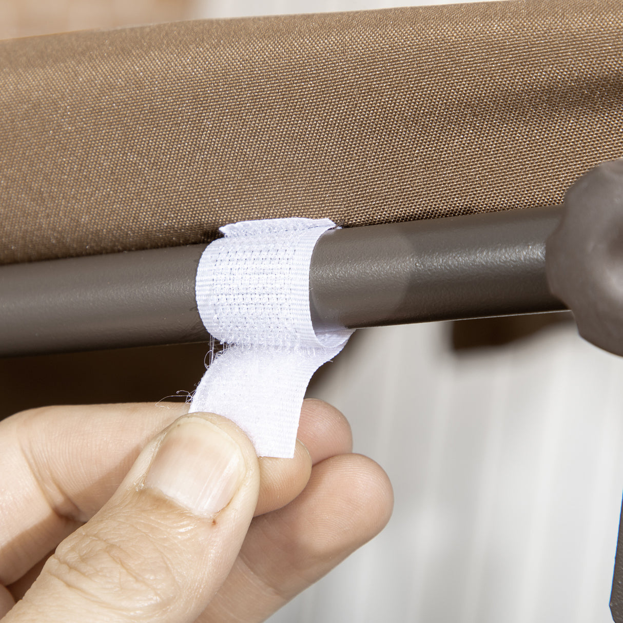 easycomfort easycomfort dondolo da giardino 3 posti con tettuccio regolabile in rattan pe e acciaio 167x112x153cm