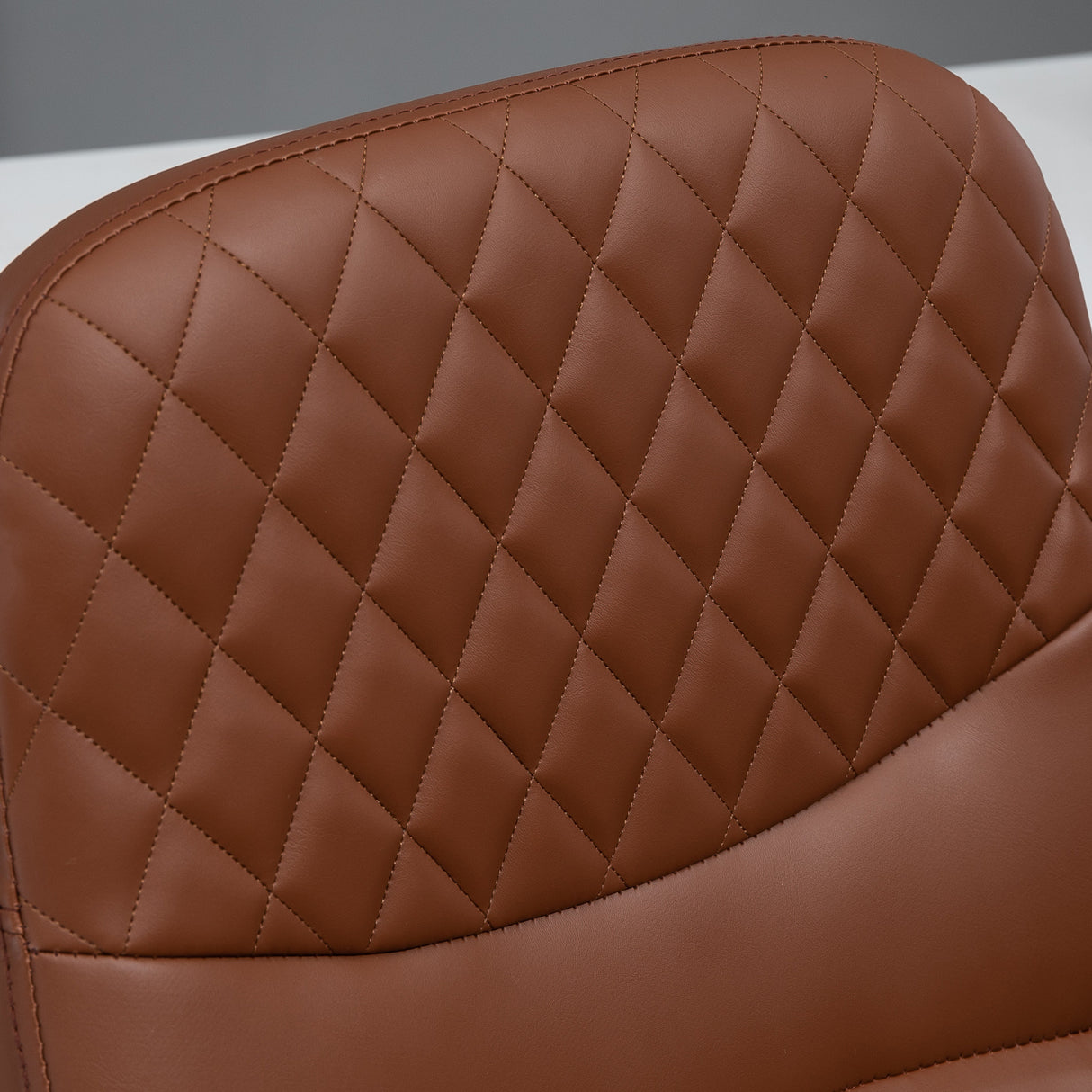 easycomfort easycomfort sedia poltrona ufficio massaggiante in similpelle marrone con altezza regolabile ean 8054144136585