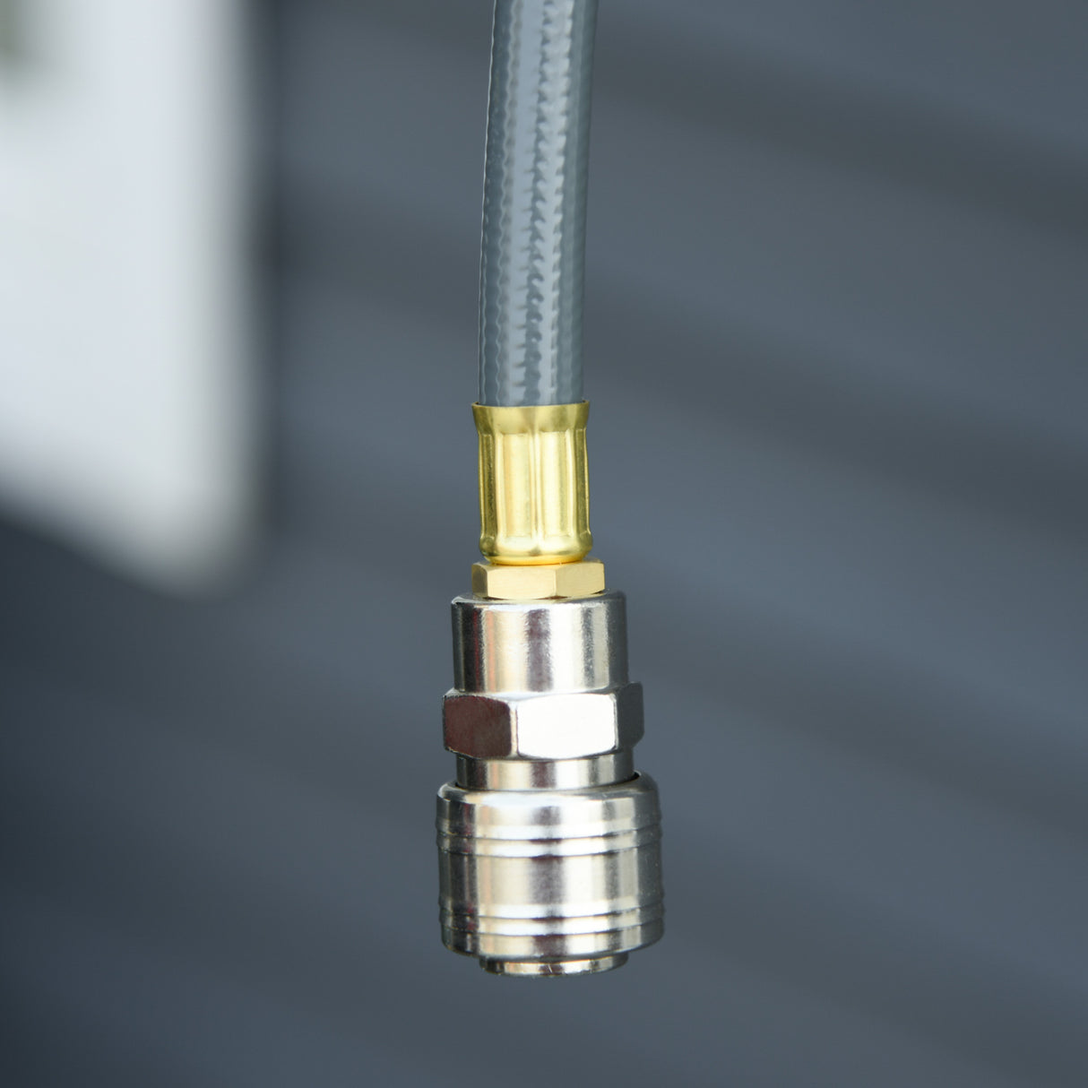 easycomfort easycomfort avvolgitubo automatico da parete con attacco 38 10 2m ruotabile di 180 ean 8054111844956