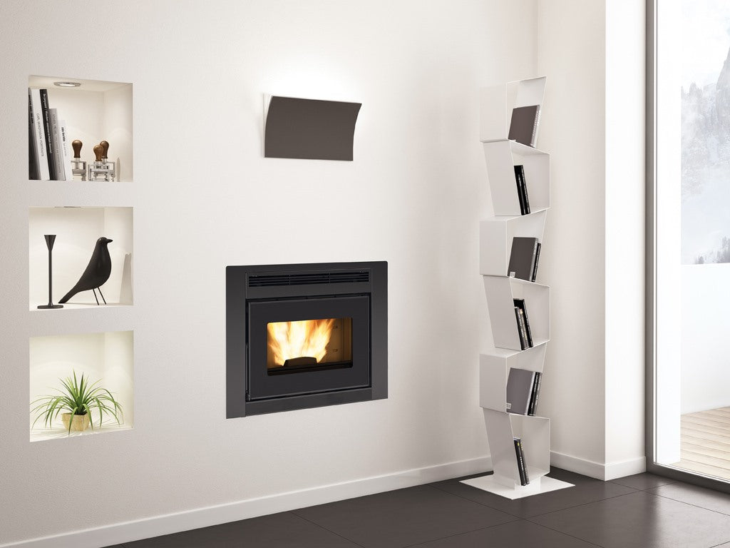 la nordica inserto camino a pellet ventilato la nordica modello comfort idro l80 19 kw