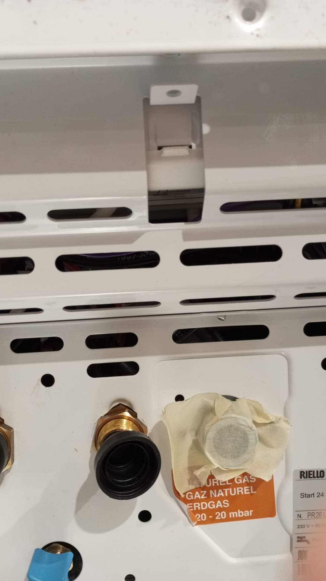 riello area occasione 3081 caldaia a camera aperta riello start 24 ki ln metano