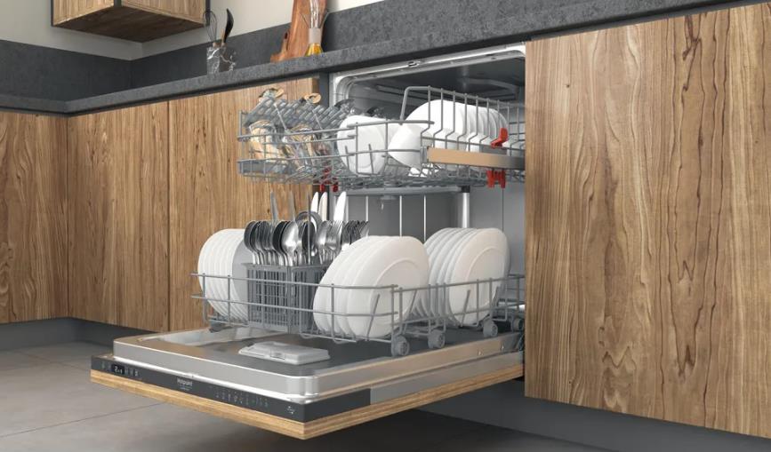 hotpoint lavastoviglie ad incasso hotpoint h2i hrd526 s coperti 14 classe e a82xl598xp555 ean 8050147663776