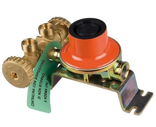 novacomet centralina gas 2 attacchi con regolatore bp e rubinetti di intercettazione con valvole di non ritorno integrate modello kg 10 codice gasp10 ean 3334572204519