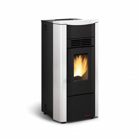la nordica offerta stufa a pellet ventilata la nordica extraflame giusy evo 7 kw colore bianco