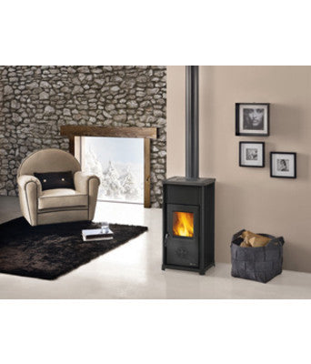 la nordica stufa a legna in acciaio e ghisa la nordica extraflame mod tea 66 kw nero antracite cod 93155