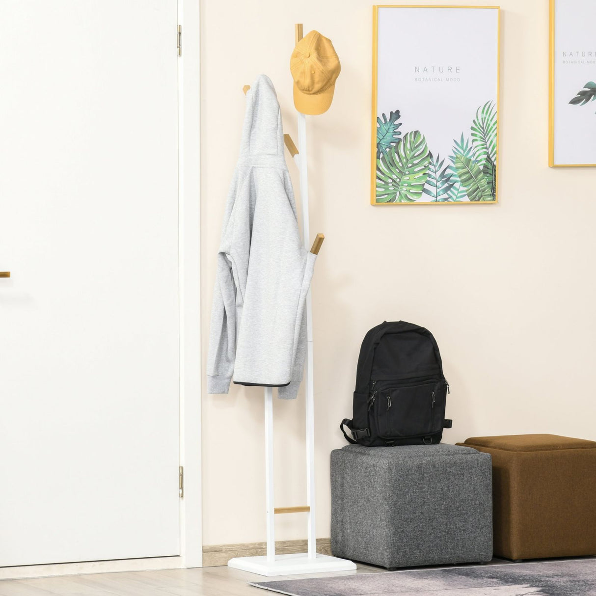 easycomfort easycomfort appendiabiti da terra con 8 braccia e base rettangolare in metallo bianco e bambu