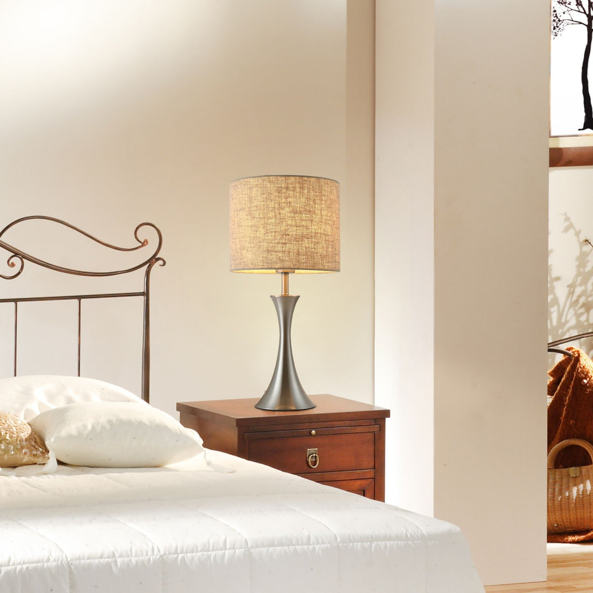 easycomfort easycomfort lampada da tavolo metallo e tessuto illuminazione interni attacco e27 ean 8054144131221