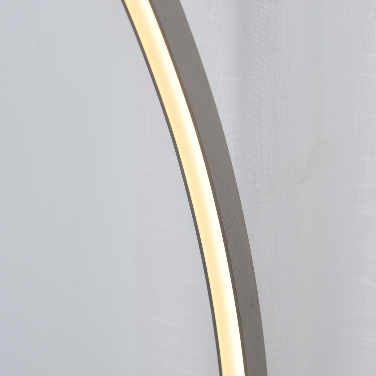 easycomfort easycomfort lampada da terra con design ad arco luci a led per soggiorno o ufficio ean 8054144130262