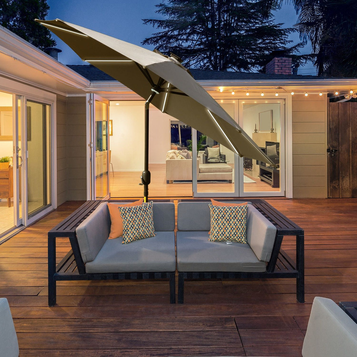 easycomfort easycomfort ombrellone inclinabile con apertura a manovella e luci led a pannello solare grigio 266x245cm