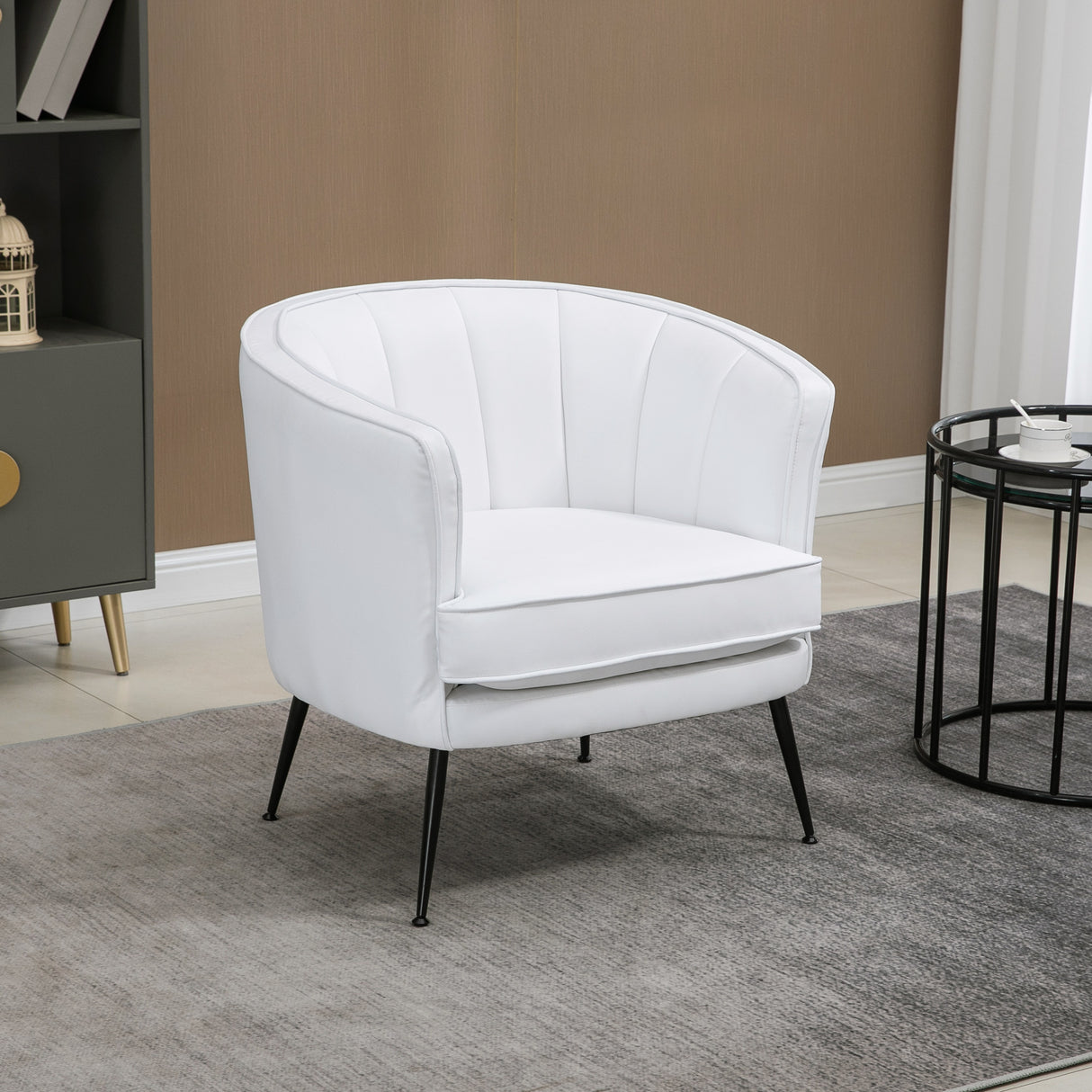 easycomfort easycomfort poltroncina da camera imbottita con rivestimento in finta pelle e gambe in acciaio bianco