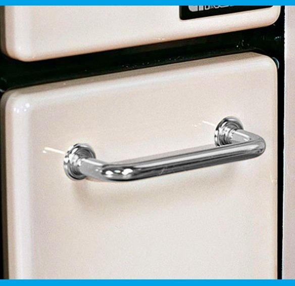 la nordica stufa a legna la nordica extraflame modello mignon 4 kw marrone in acciaio e ghisa