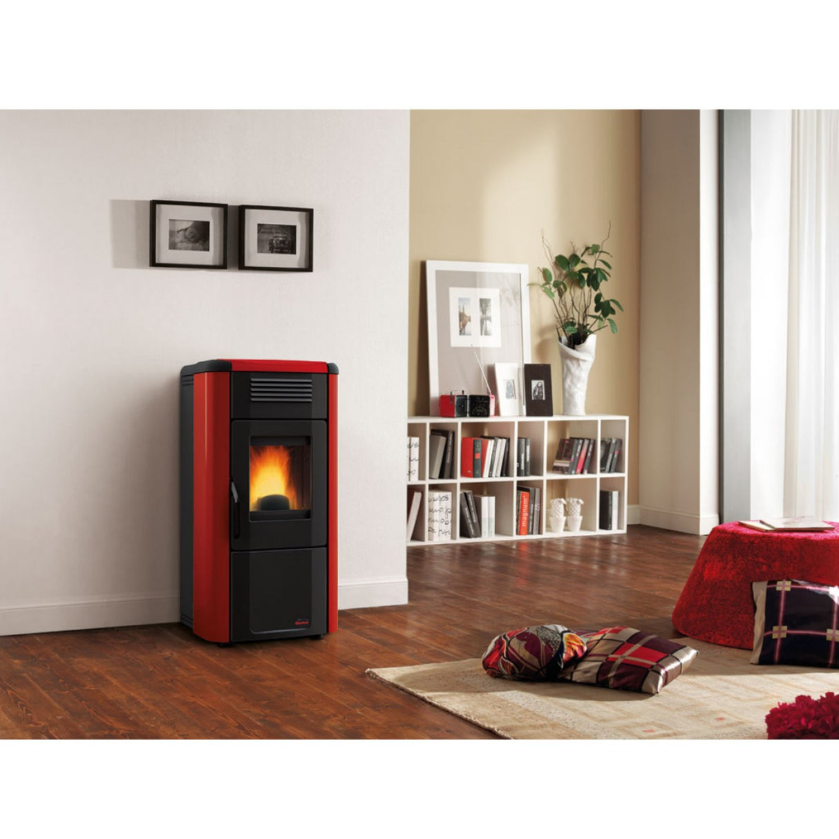 la nordica stufa a pellet canalizzata la nordica extraflame modello viviana plus evo 11 kw disponibile in vari colori nera