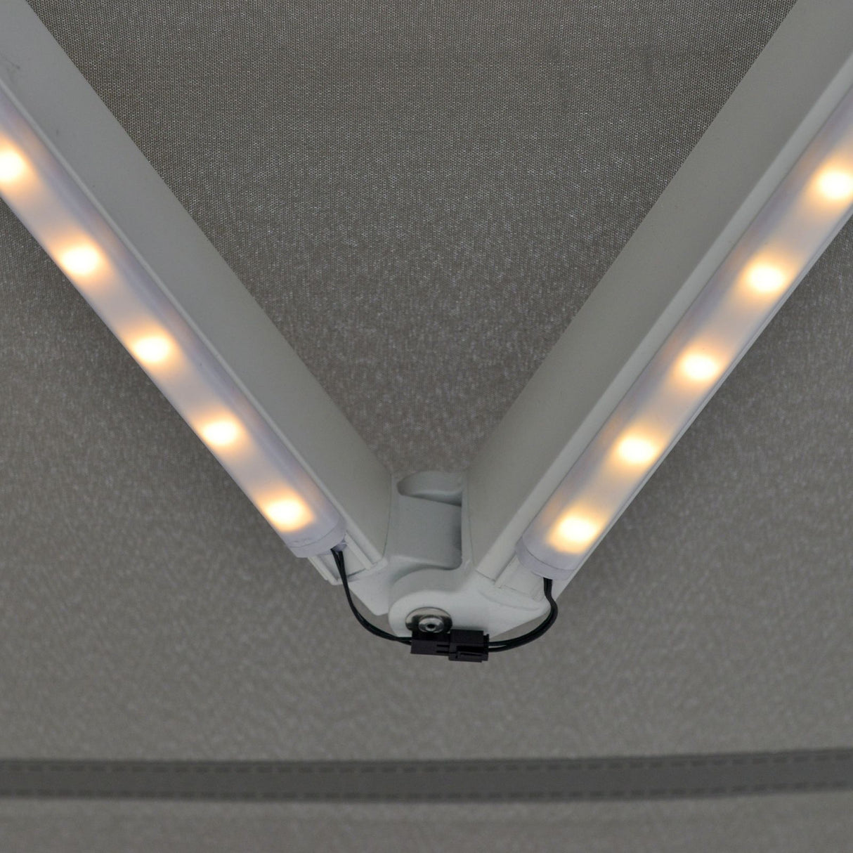 easycomfort easycomfort tenda da sole a bracci avvolgibile per esterno 250x200cm grigio ean 8055776915791