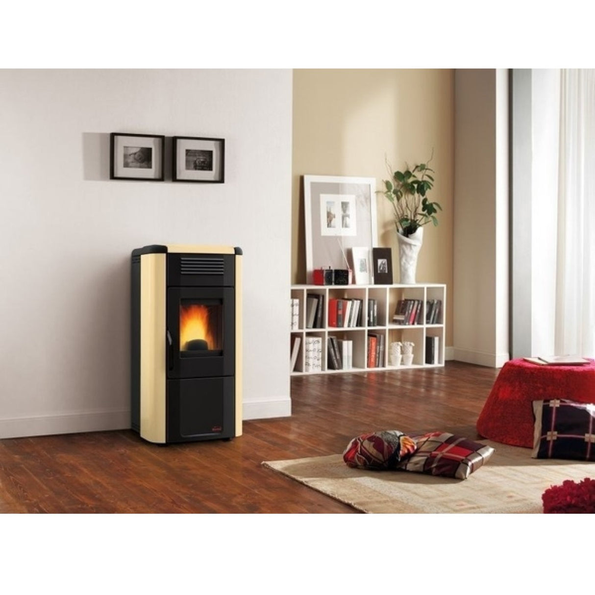 la nordica stufa a pellet canalizzata la nordica extraflame modello viviana plus evo 11 kw disponibile in vari colori nera