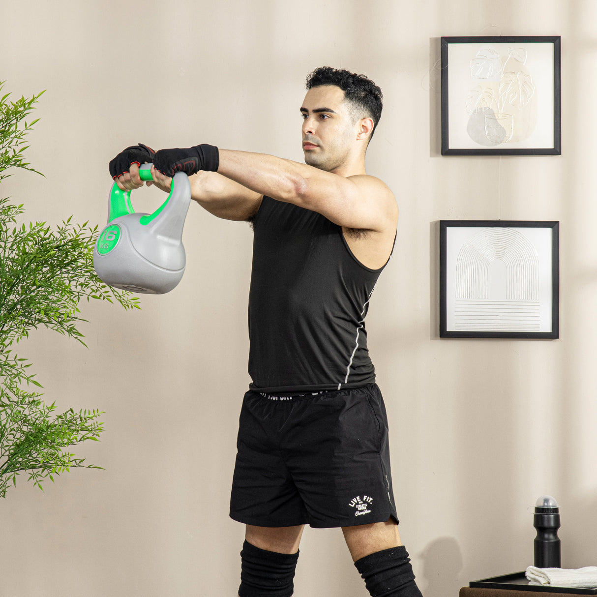 easycomfort easycomfort kettlebell 16kg in pu e sabbia con base piatta e impugnatura per stacchi squat e sollevamenti 26x18x32 cm verde