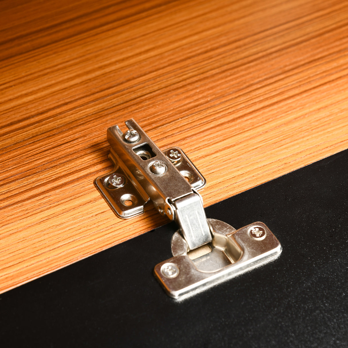 easycomfort easycomfort mobile tv con design lucido a parete e credenze chiuse in truciolato 160x35x30 cm marrone e nero