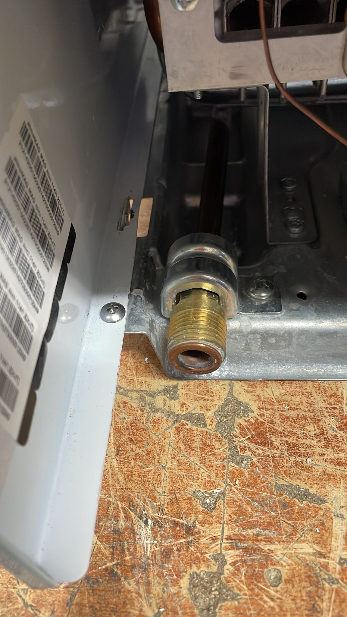 vaillant area occasioni scaldabagno a gas vaillant a camera aperta atmomag mini 1141 metano da 11 litri low nox con acccesione piezoelettrica 0010022574