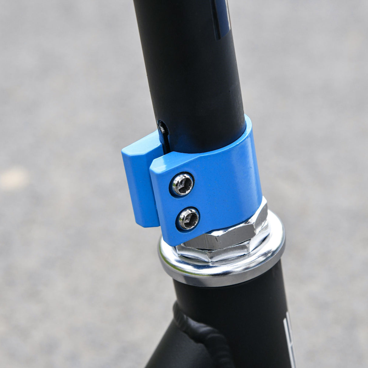 easycomfort easycomfort monopattino con freno posteriore in metallo e alluminio 64 5x37x76cm nero