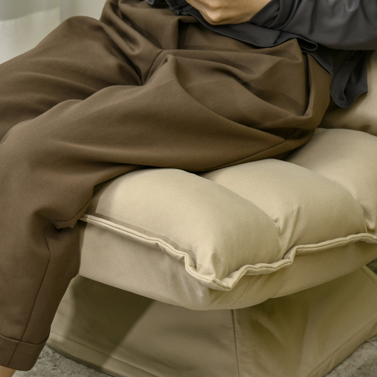 easycomfort easycomfort poltrona in tessuto imbottita girevole a 360 e reclinabile a 3 livelli 62x62x95cm beige
