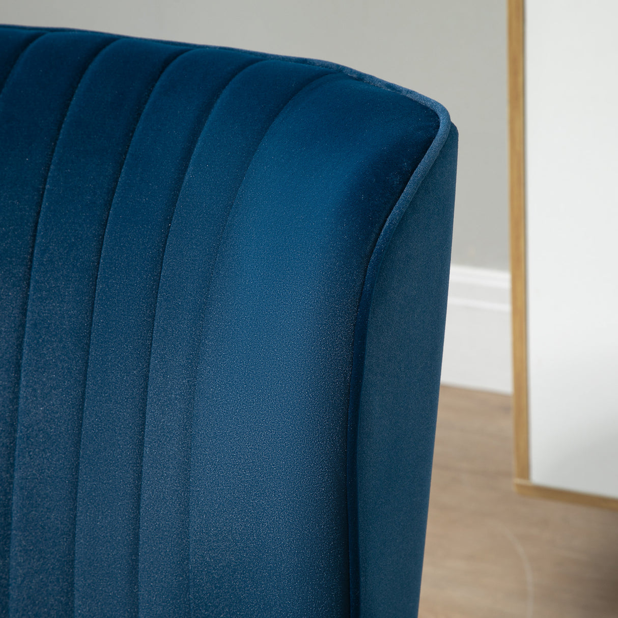 easycomfort easycomfort poltrona moderna in stile scandinavo imbottita e rivestita in tessuto vellutato 56x65 5x82 5cm blu