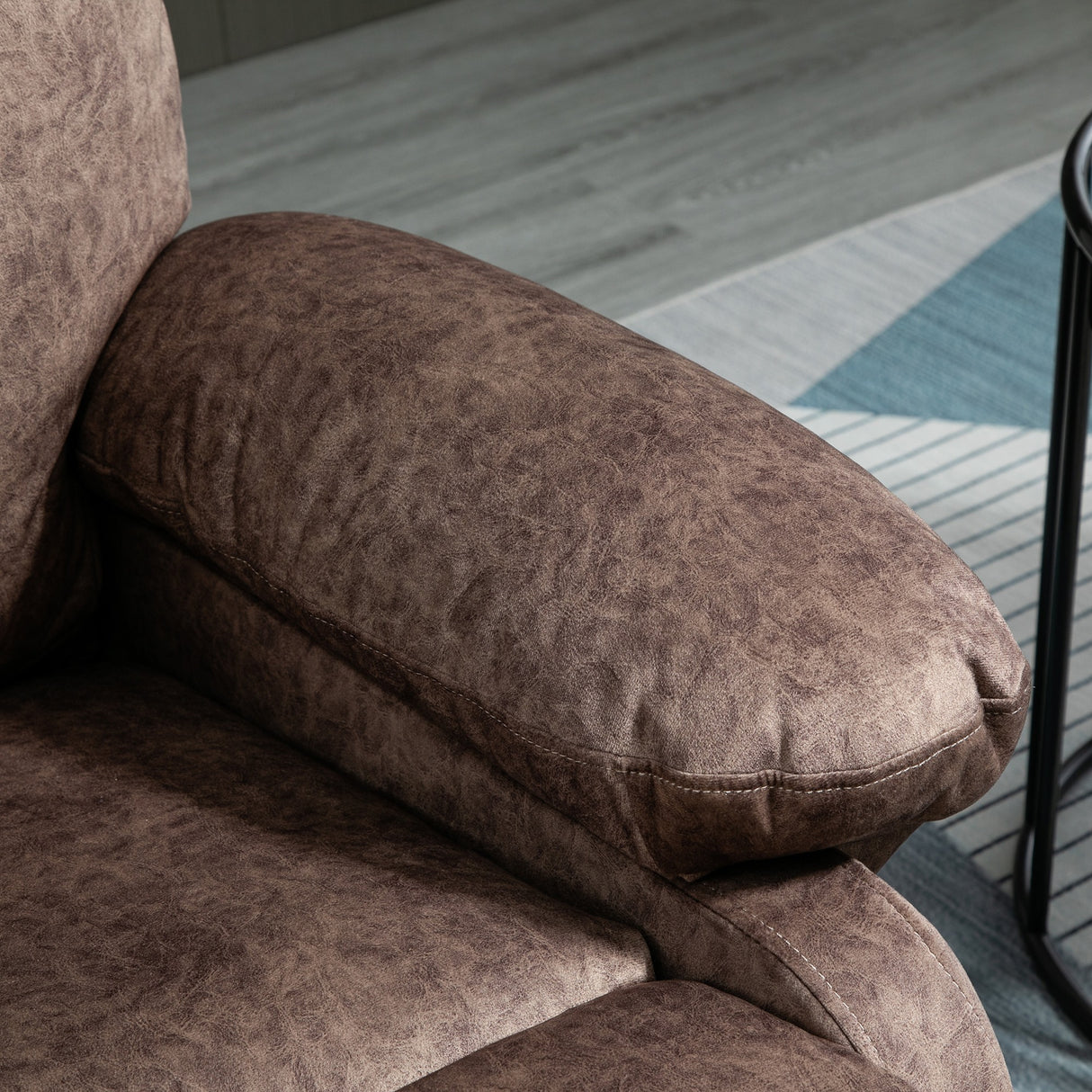 easycomfort easycomfort poltrona relax imbottita e reclinabile fino 135 con poggiapiedi estraibile e tasca marrone