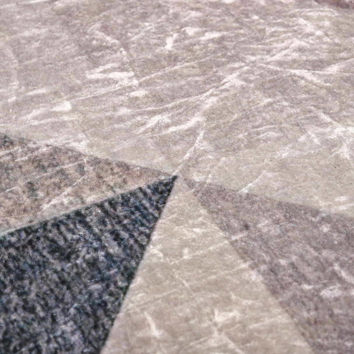 easycomfort easycomfort tappeto moderno pelo corto con triangoli in poliestere per interni 200x140cm grigio nero e bianco