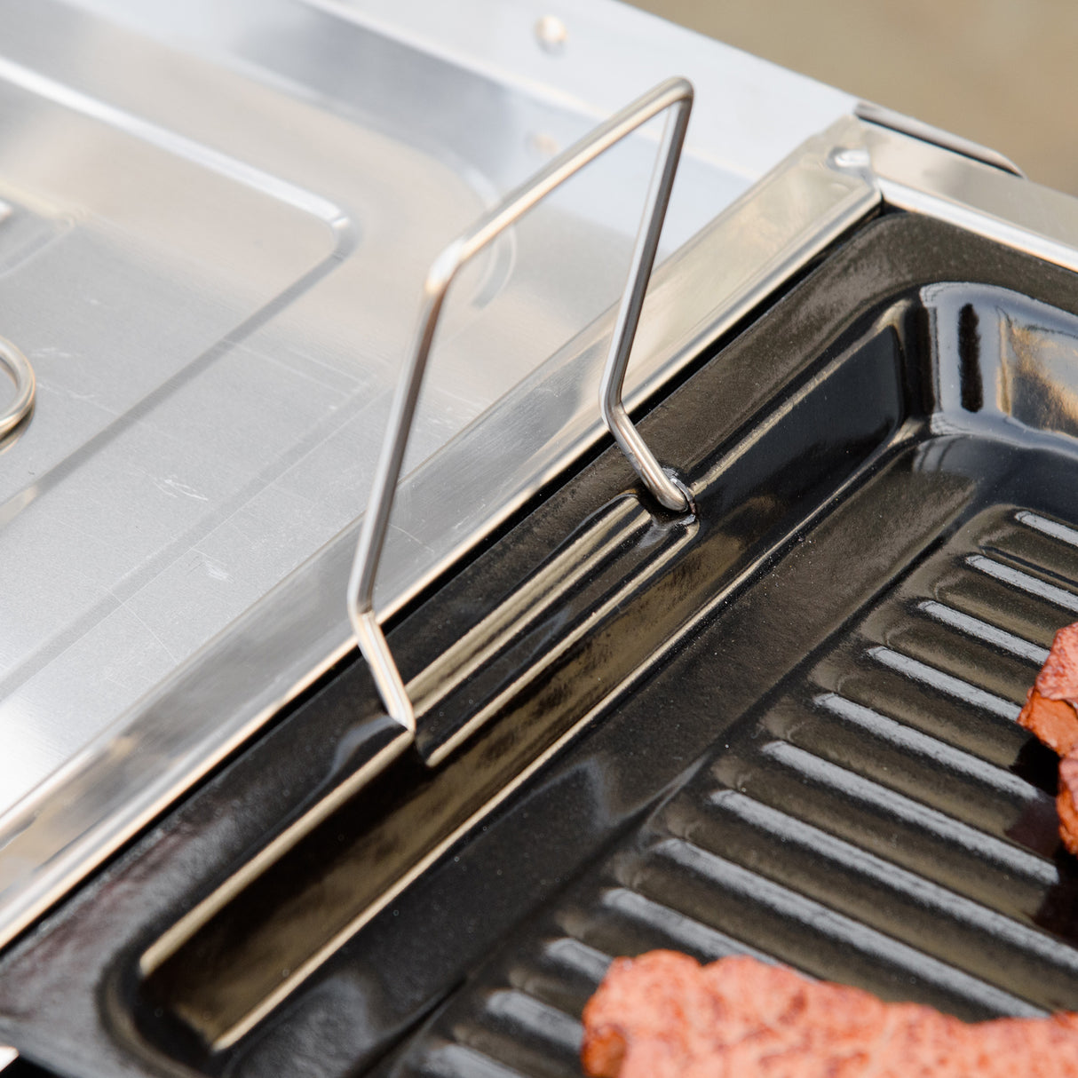 easycomfort easycomfort barbecue a carbone in acciaio altezza regolabile e mensole laterali griglie e piastra 120x31x60 70cm