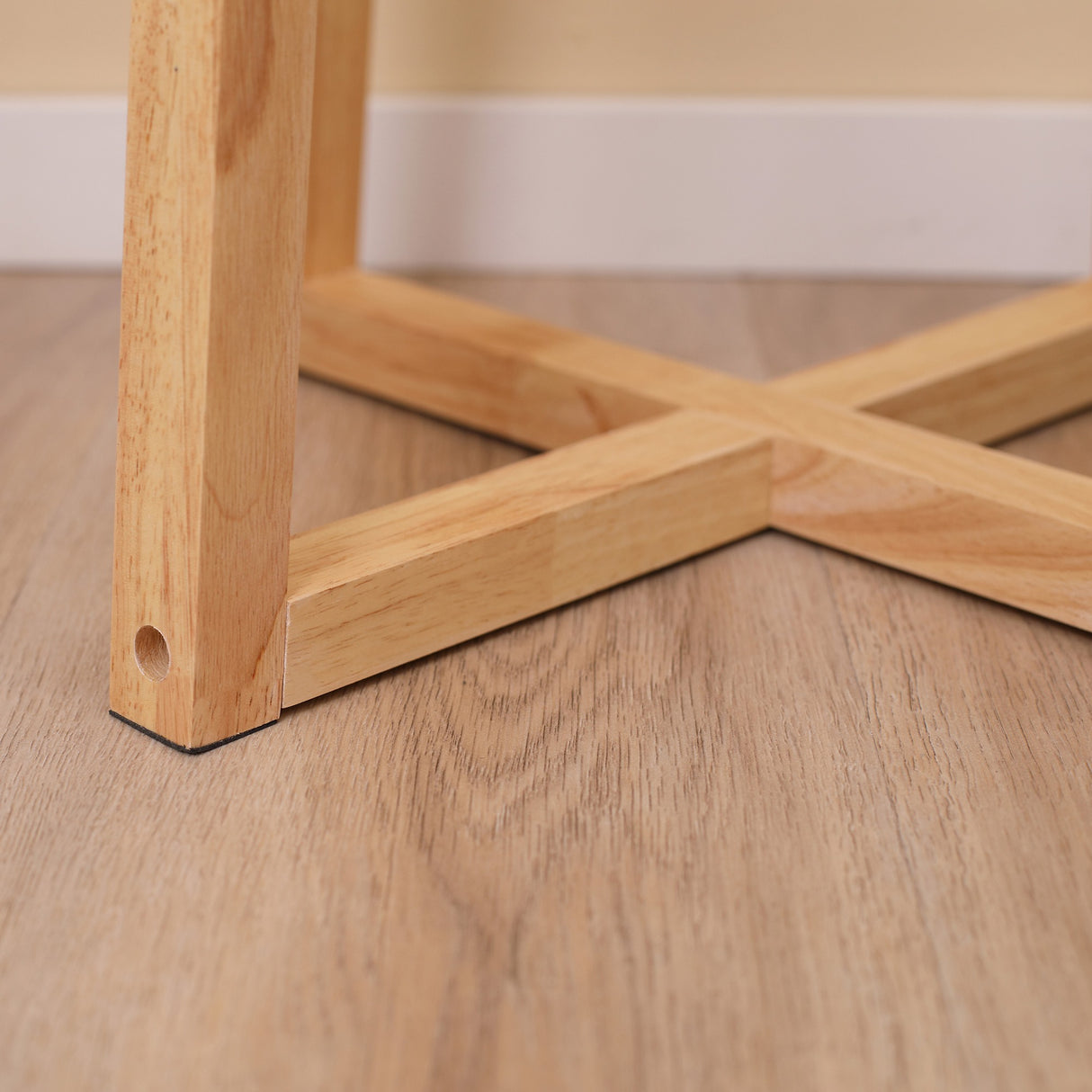 easycomfort easycomfort lampada da terra con base in legno e paralume in tessuto e27 40w 44x149cm biancolegno