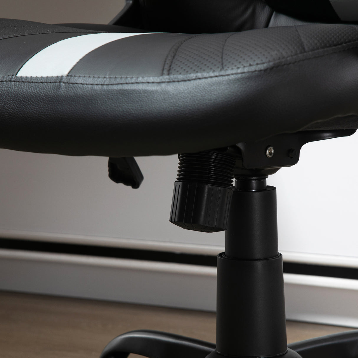 easycomfort easycomfort sedia da ufficio con altezza regolabile e dondolo 63x70x104 112cm finta pelle pu nero e grigio