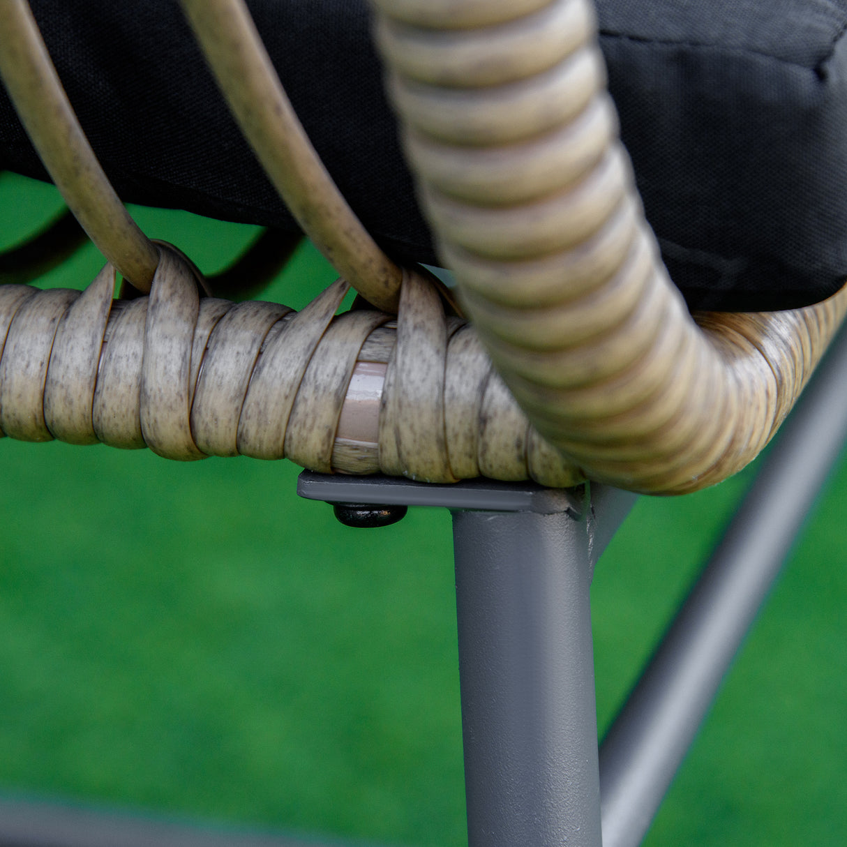 easycomfort easycomfort set mobili da giardino in rattan pe con 2 poltrone divanetto e tavolino con ripiano in vetro