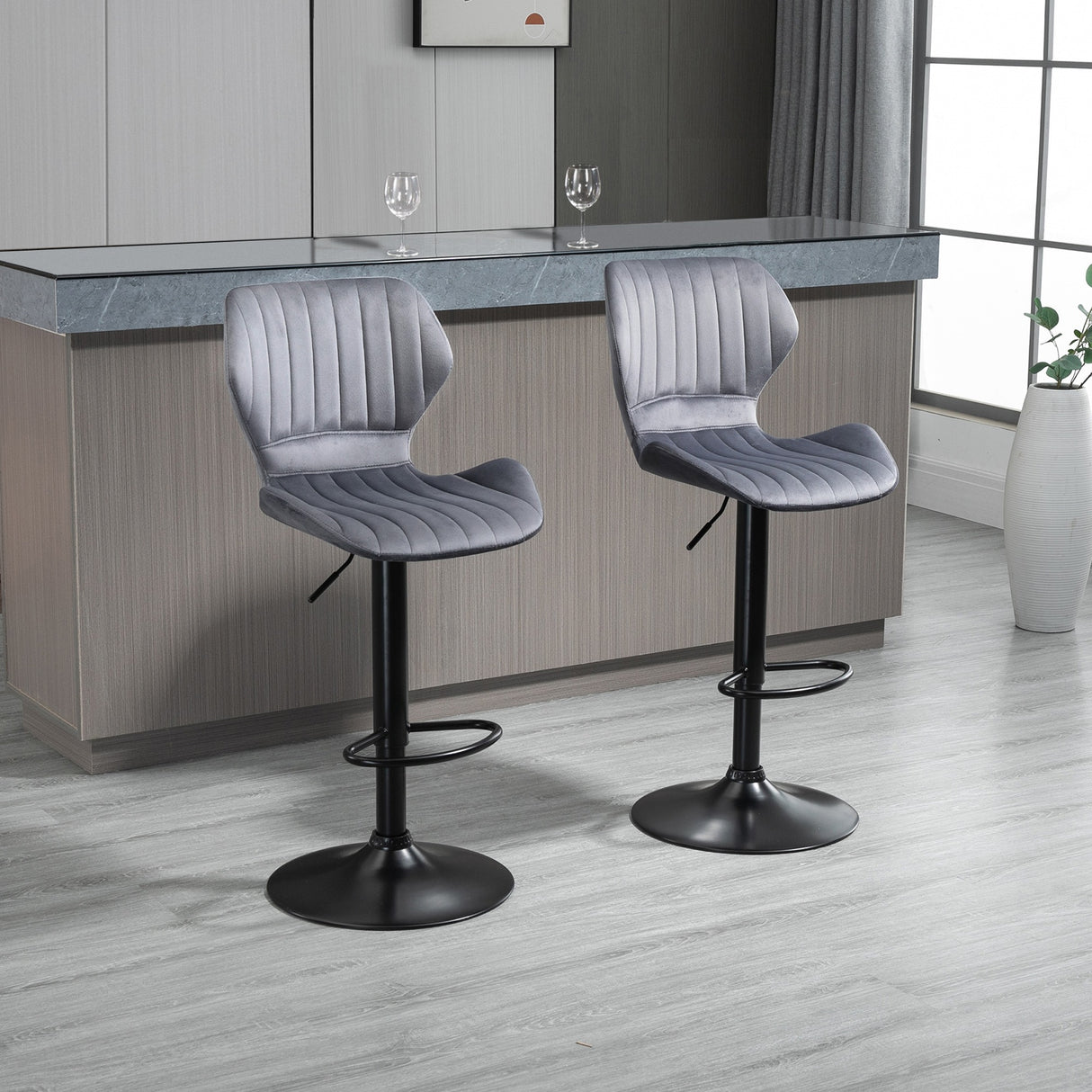 easycomfort easycomfort set 2 sgabelli da bar effetto velluto girevoli con altezza regolabile e poggiapiedi grigio