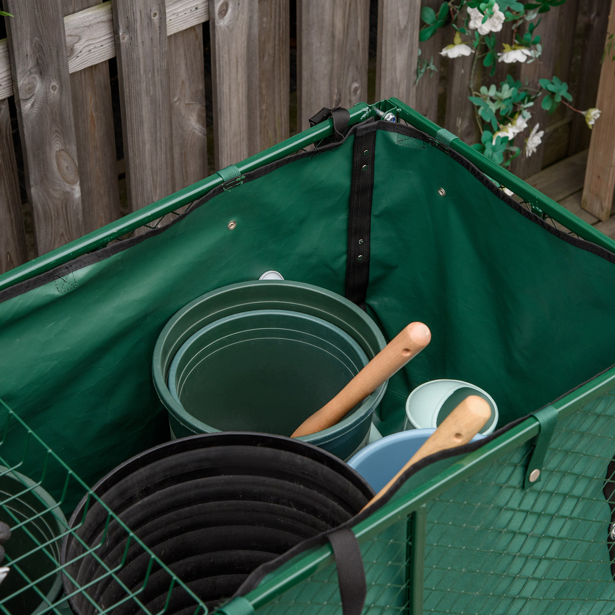 easycomfort easycomfort carrello da giardino in acciaio con pareti laterali ribaltabili e 4 ruote capienza 342l verde