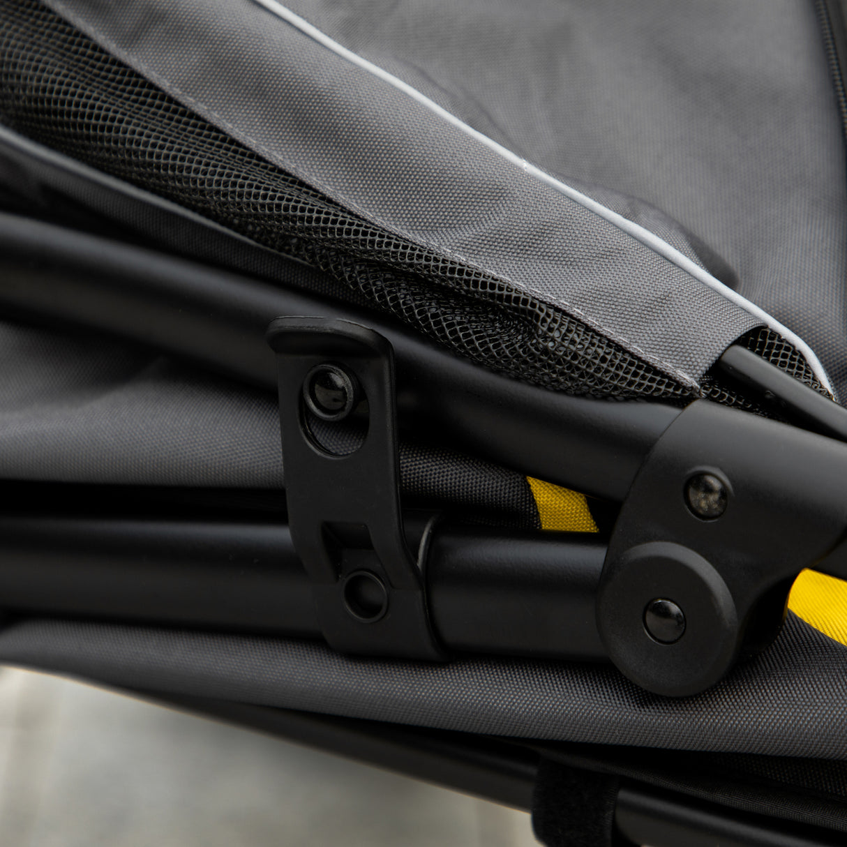 easycomfort easycomfort passeggino pieghevole per cani di taglia media con ingressi a cerniera e finestre a rete 112x65x100 cm