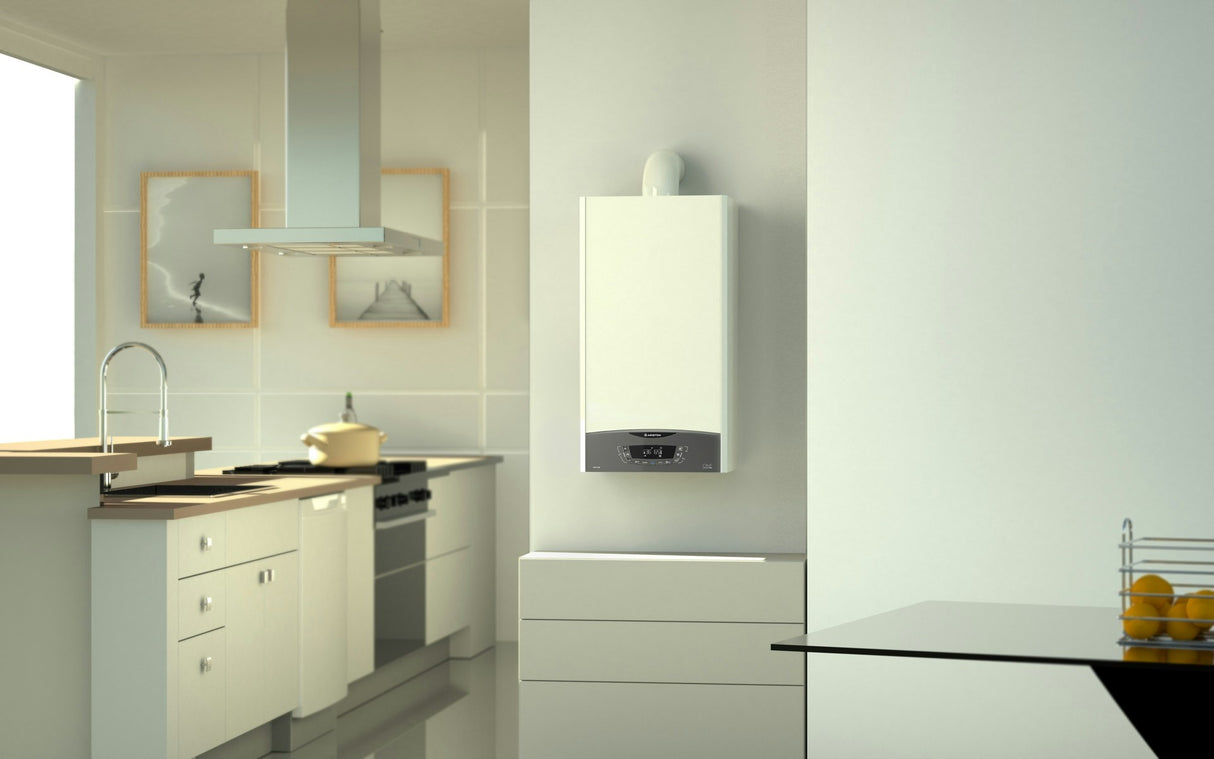 ariston caldaia ariston a condensazione clas one system 35 kw metano completa di kit fumi wi fi optional solo riscaldamento new erp ean 8056138597990