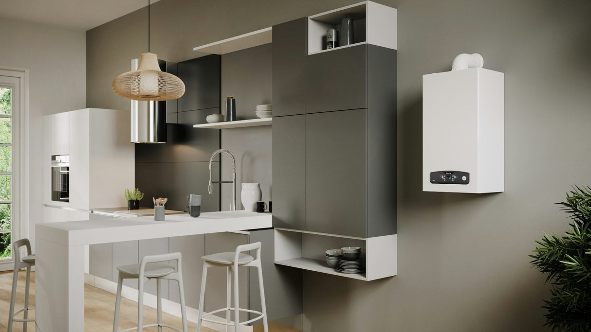 ariston caldaia ariston cares s 30 eu a condensazione completa di kit scarico fumi metano o gpl low nox 3301638 novita ean 8056138598119