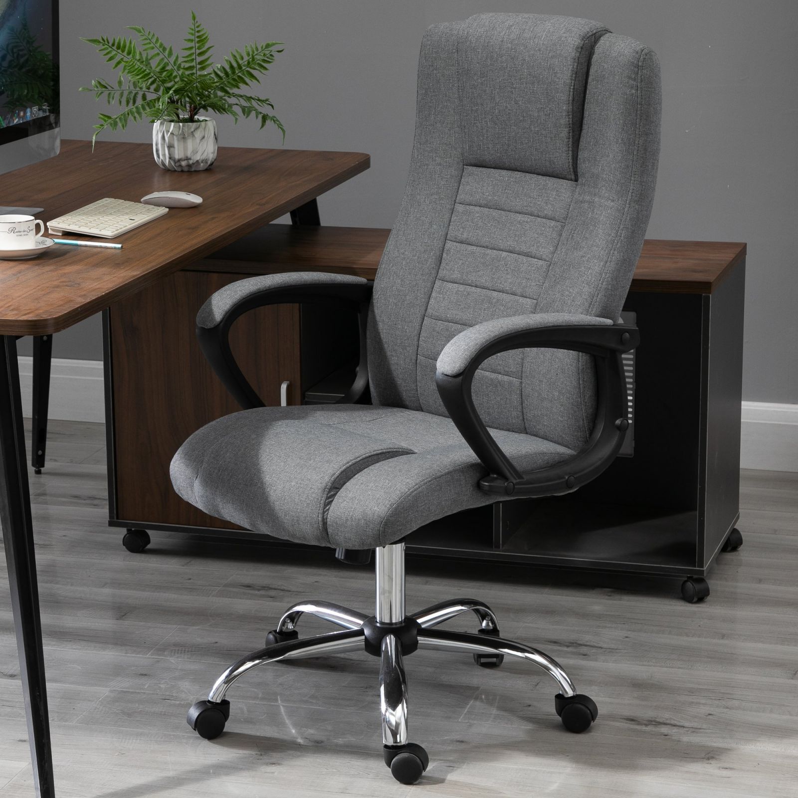 https://caldaiemurali.it/cdn/shop/products/immagine-2-easycomfort-easycomfort-sedia-ufficio-poltrona-da-ufficio-ergonomica-sedia-scrivania-con-altezza-e-inclinazione-regolabile-grigio-ean-8055776912868.jpg?v=1695903229