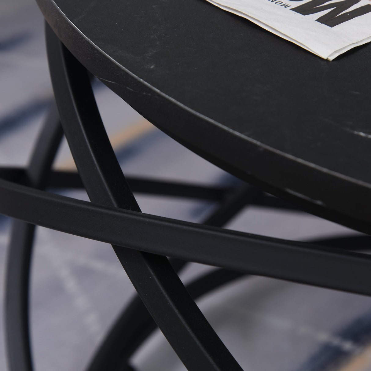 easycomfort easycomfort tavolino da caffe piano dappoggio rotondo con effetto marmo e struttura di design in metallo nero 72 x 48cm ean 8054144133317