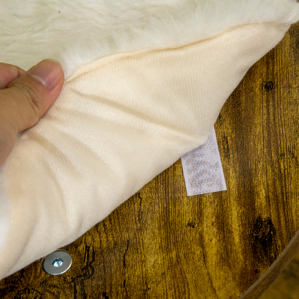 easycomfort easycomfort tiragraffi per gatti con mobile porta lettiera posatoi e pallina da gioco 49x46x131 5 cm marrone