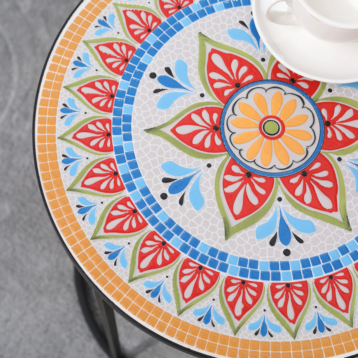 easycomfort easycomfort set da giardino 2 tavoli da giardino in metallo e ceramica con piano a mosaico 41x53cm e 36x49 5cm